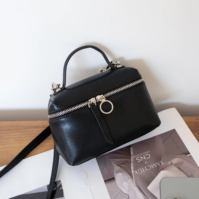 2026 new fashionable genuine leather mini bag women's designer bucket bag handbag Ladies luxury shoulder bag for commuting