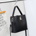 2026 Hot Sale Women Retro Lock Crossbody Shoulder Bag Genuine Leather Fashion luxury designer Bucket Bag for Daily Work